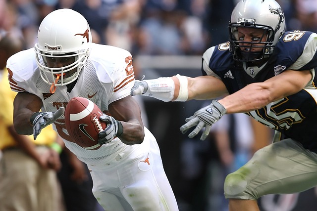 而减弱或消 而减弱或消